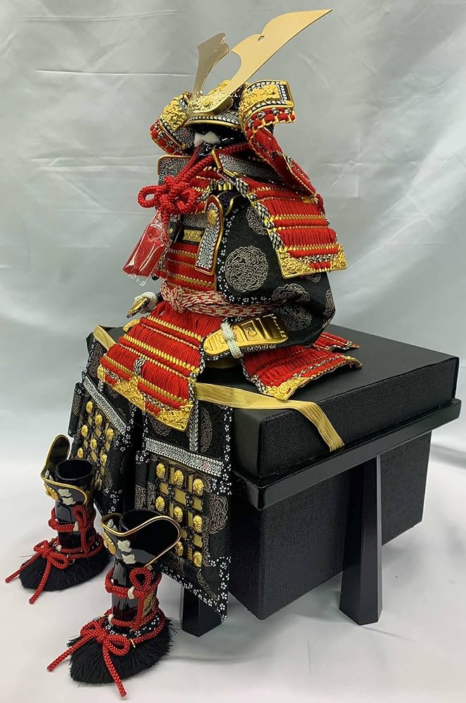 五月人形 御鎧飾　端午の節句 五月人形】【鎧飾り】【端午の節句】陽（ひなた）5号大鎧櫃